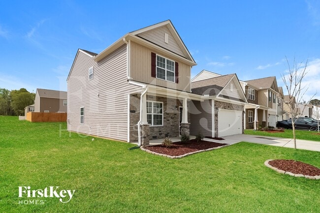 Photo - 114 Rivercamp St