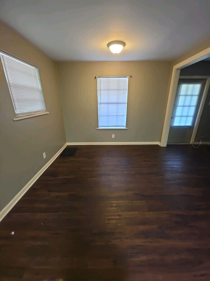 Photo - 1904 Nancy Dr