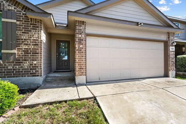 Photo - Well-Maintained 3-Bedroom Home – Ideal for Students & Professionals!