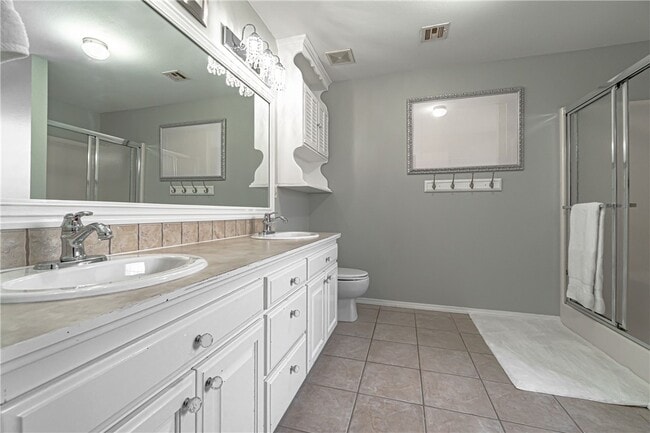 Photo - 1807 SW Pine Ave