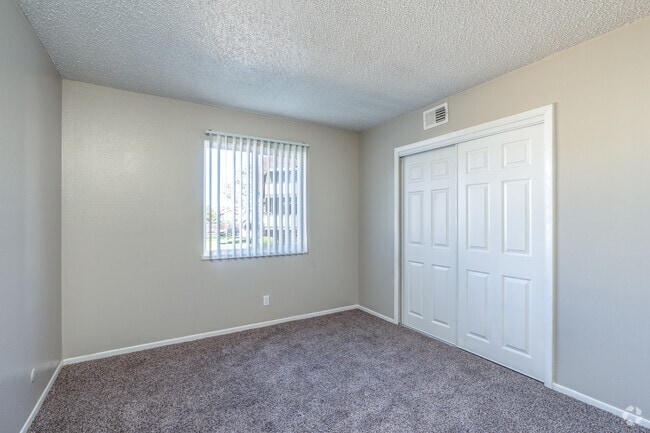 2BR, 1BA - 950SF - Second Bedroom