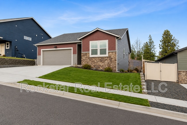 Photo - 8215 S Avery Rd