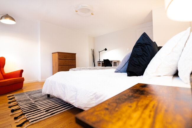 Photo - 244 Clifton Pl