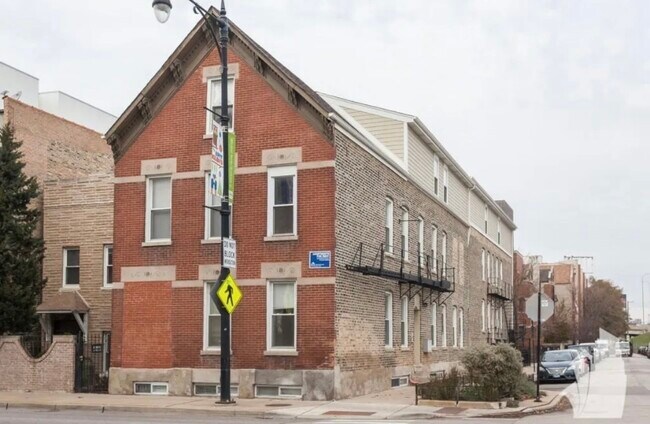 Photo - 1536 W North Ave Apartment Unit 1S