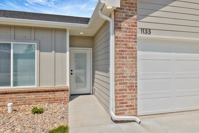 Photo - 1133 N Joye St