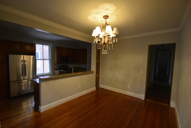 Dining Room (Entry to Hallway) - 7104 Maple Ave Unit Maple