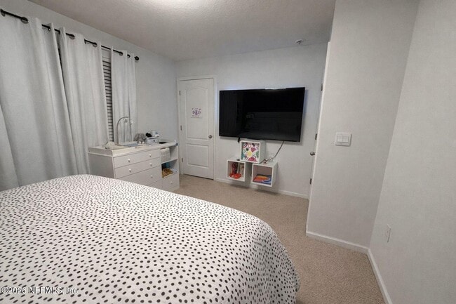 Photo - 896 Rotary Rd