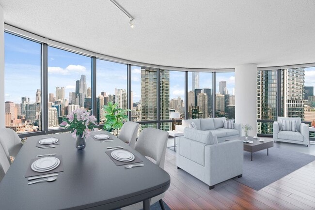 Photo - Kingsbury Plaza