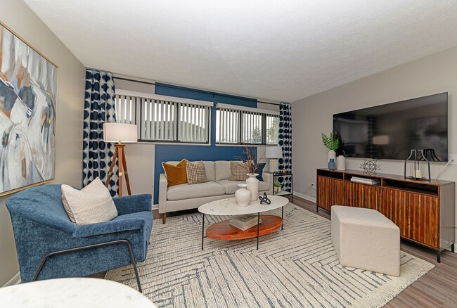 Spacious living room