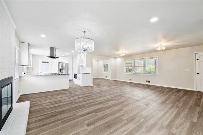 Photo - 3400 Lower Roswell Rd