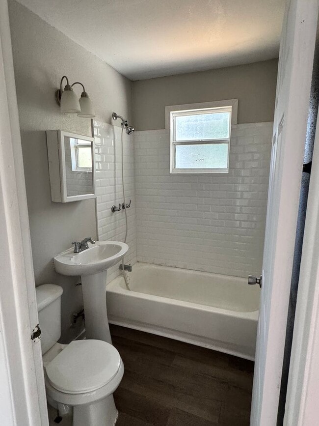 203 D St