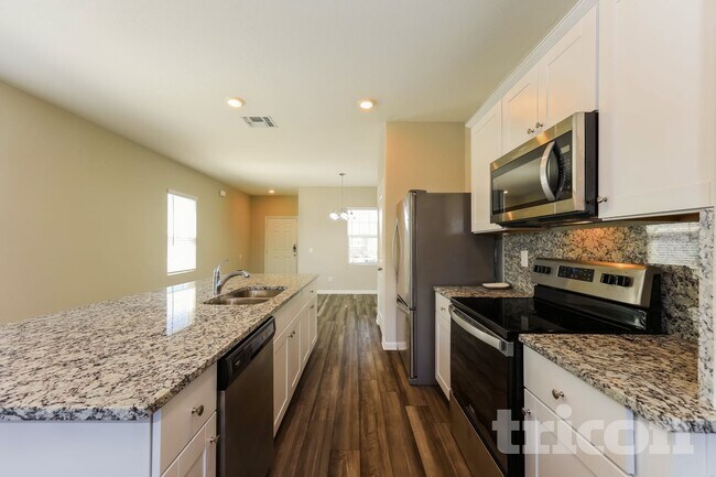 Photo - 14367 Gunsight Pass