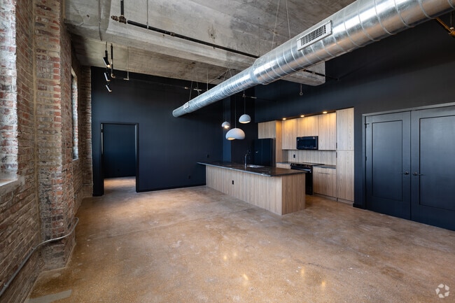 2BR, 2BA - 1,243SF - Kitchen