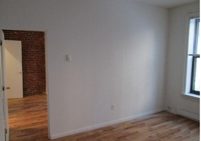 Photo - 11 Cortes St