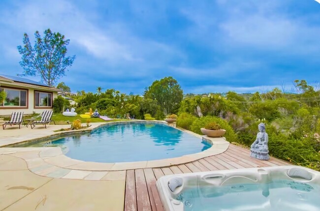 2728 Lone Jack Rd Unit Bransons Nest