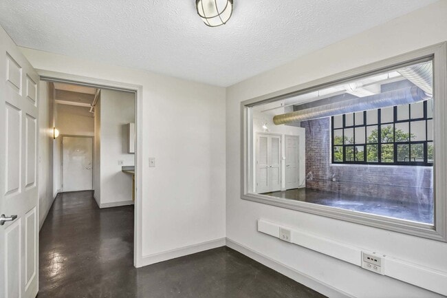 Photo - Hyacinth Lofts