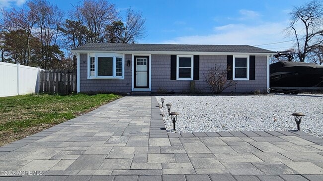 Building Photo - 1141 Cape May Dr