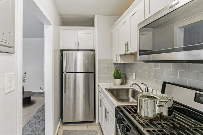 Photo - Bayview Apartments