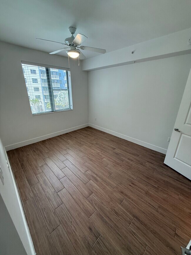 Photo - 2029 Monroe St Unit B1