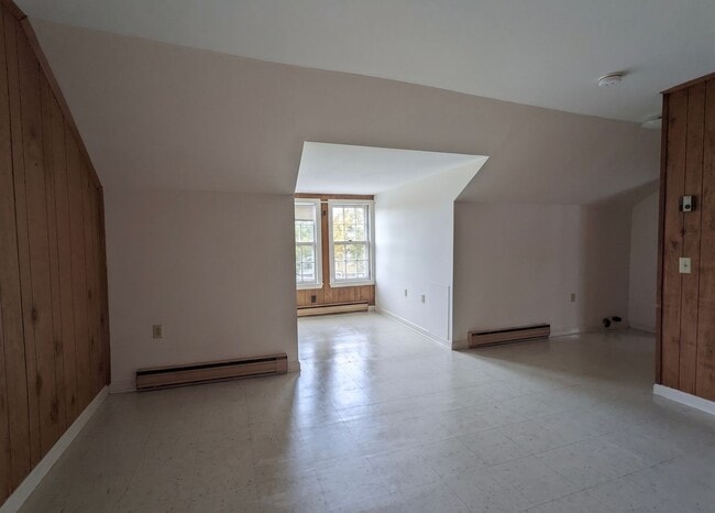 Photo - 169 Main Street