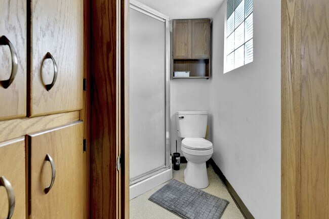 Photo - 344 Stewart St