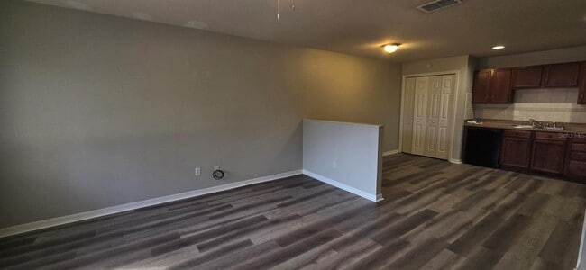 Photo - 2911 SE 52nd Ave