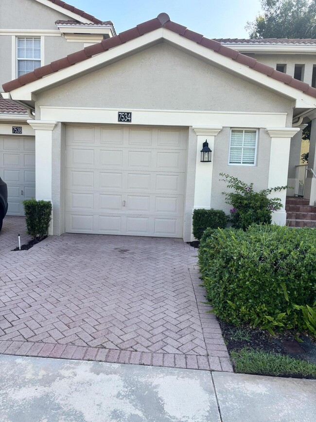 Photo - 7534 SW Herrington Ln