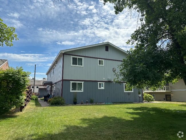 Building Photo - 1028 Longstaff St Rental