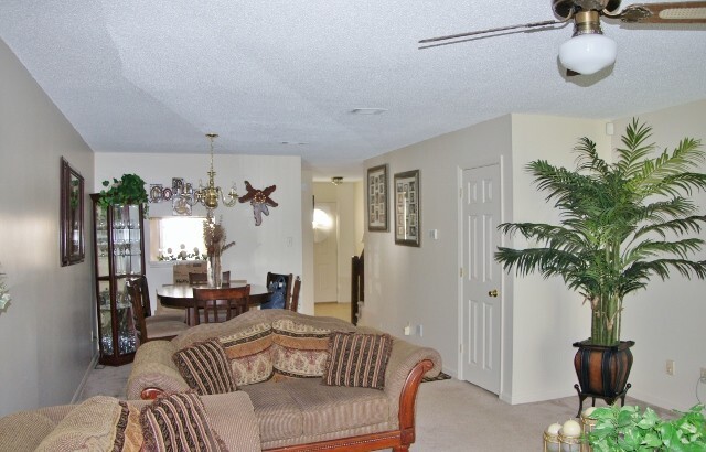 Building Photo - 12 Landview Ct Rental