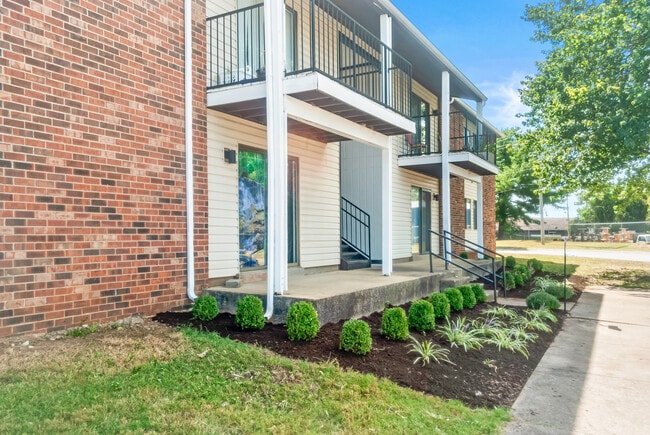 Photo - River Woods Apartments