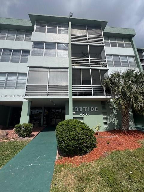 Photo - 2761 Taft St Unit 408