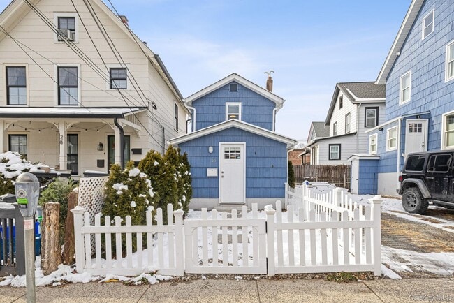 Photo - 30 Bridge St