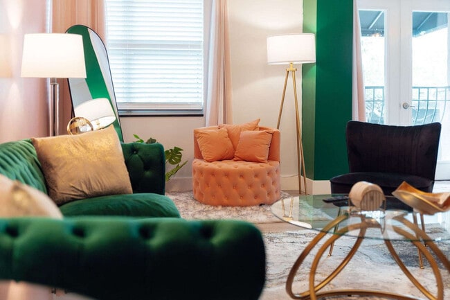 Photo - 202 E Main St Unit ID1397969P