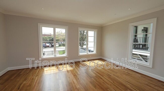 Photo - 2018 Smallwood Dr Unit A