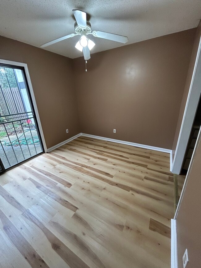 Dining - 3633 Cobble Mill Ln Unit 3633