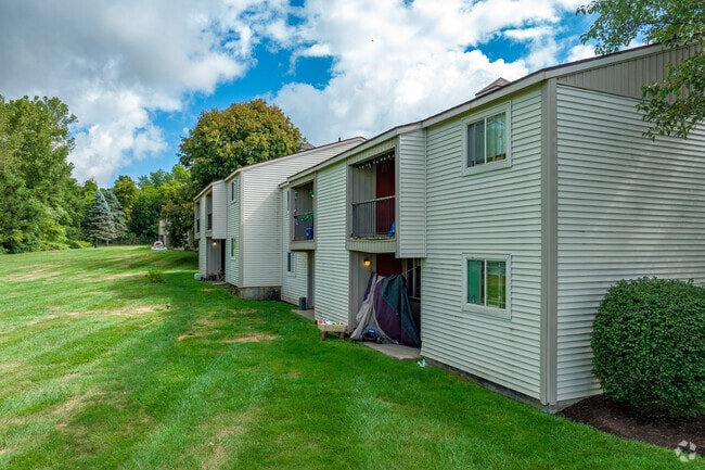 Willow Wood Apartment Homes