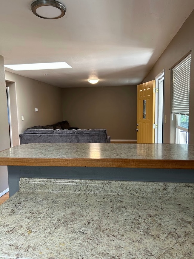 Photo - 145 Poinsettia Ave