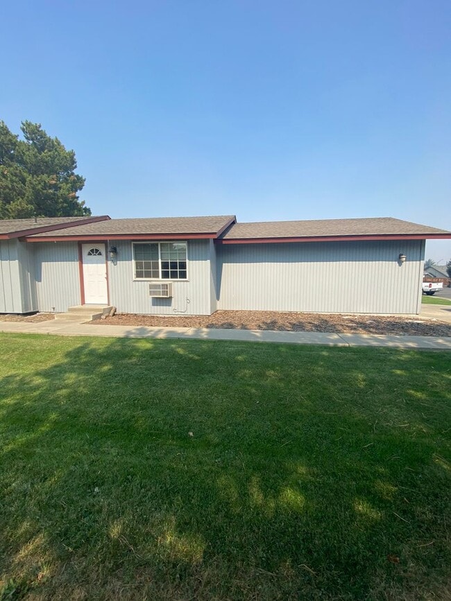 Building Photo - r1316 Unit A