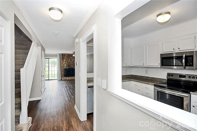 Photo - 8203 Golf Ridge Dr