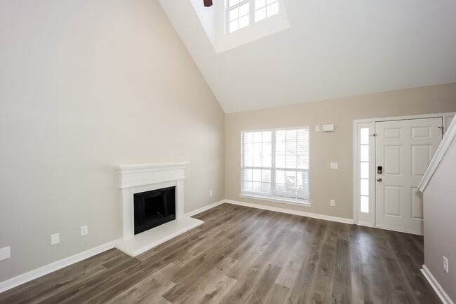 Photo - 4423 Ravenwood Dr