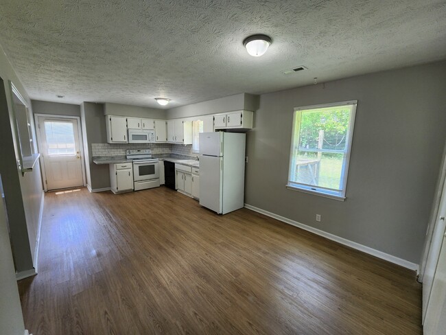 109 Eagle Dr