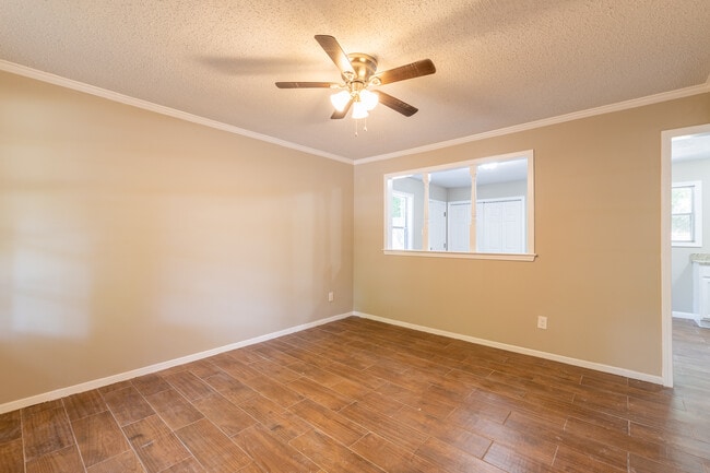 Photo - 4468 Tarleton Dr