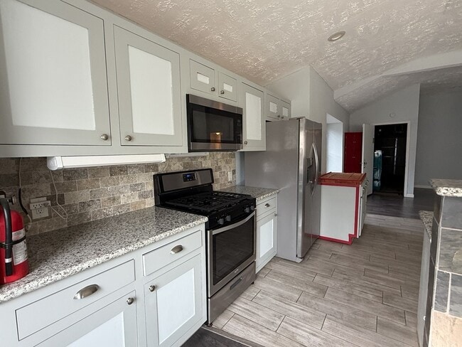 Photo - 306 Flora Vista Dr