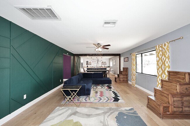 Photo - 3413 N 16th Dr
