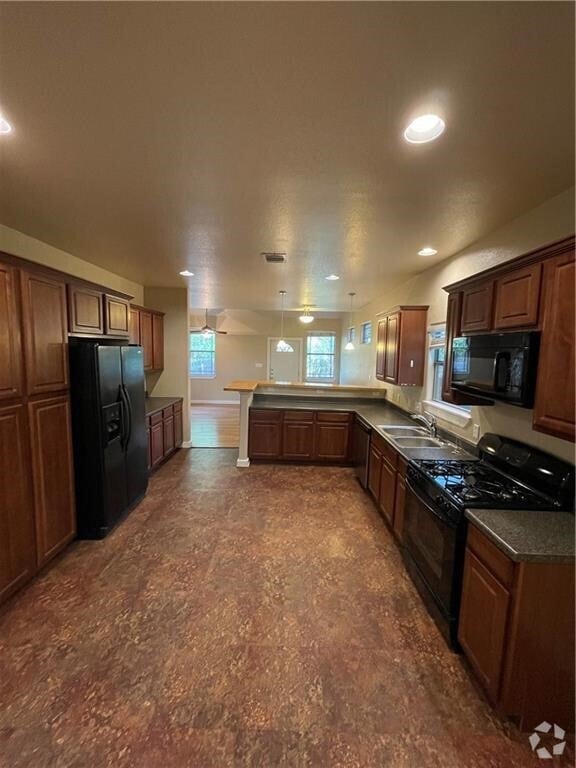 Building Photo - 200 W N Loop Blvd Rental