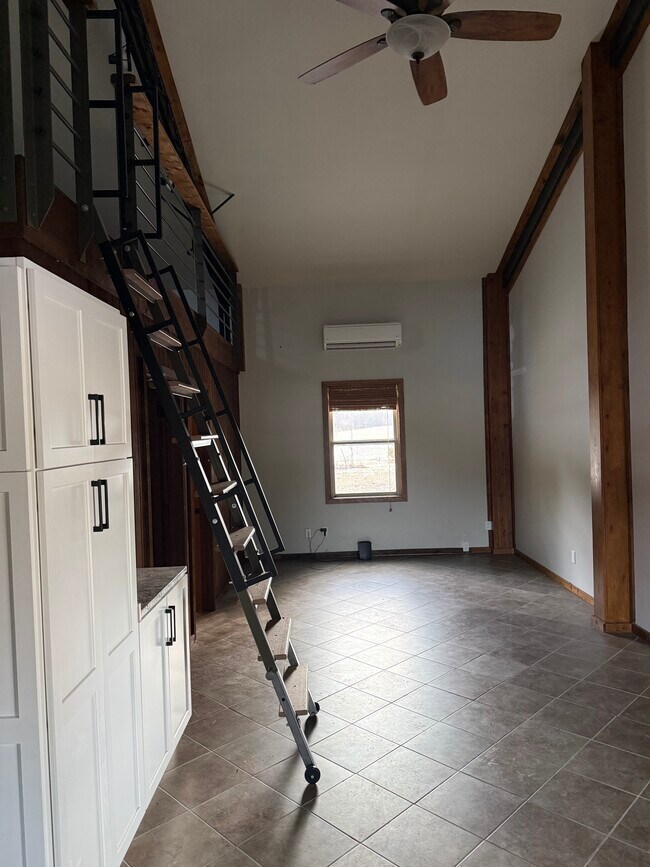 Photo - 11923 Fuller Rd