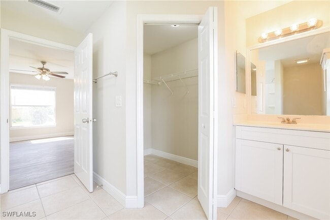 Photo - 3907 13th St W