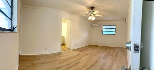 Photo - 1650 NW 43rd St