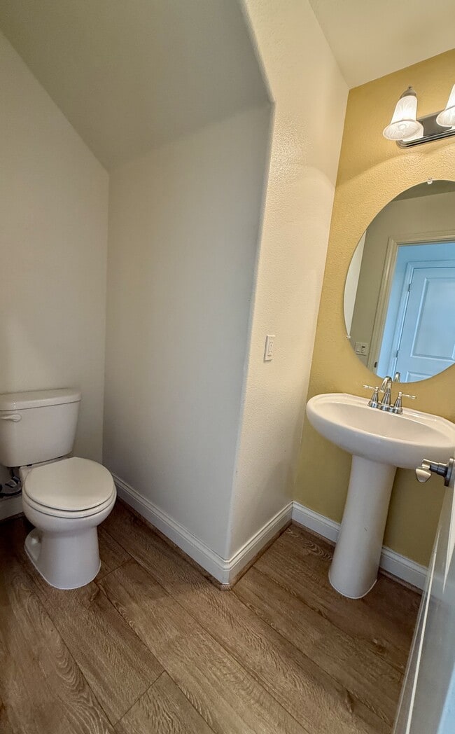 Photo - 311 Oak Hill Rd