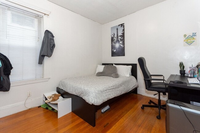 Photo - Stunning 4 bed 2 bath in Allston
